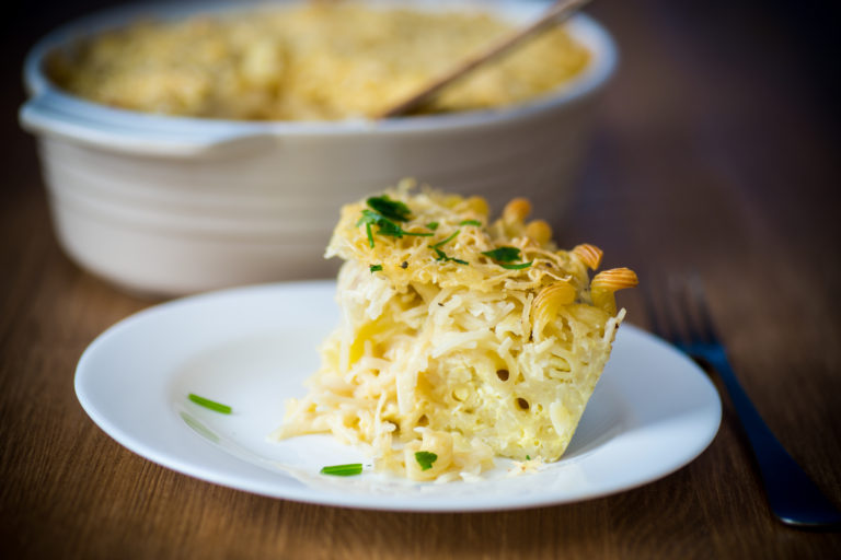 Leia mais sobre o artigo Receita: Caçarola de ovos com carbonara